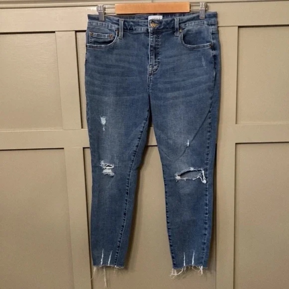 Pistola Distressed Busted Knee Raw Hem High Rise Cropped Jeans Size 31